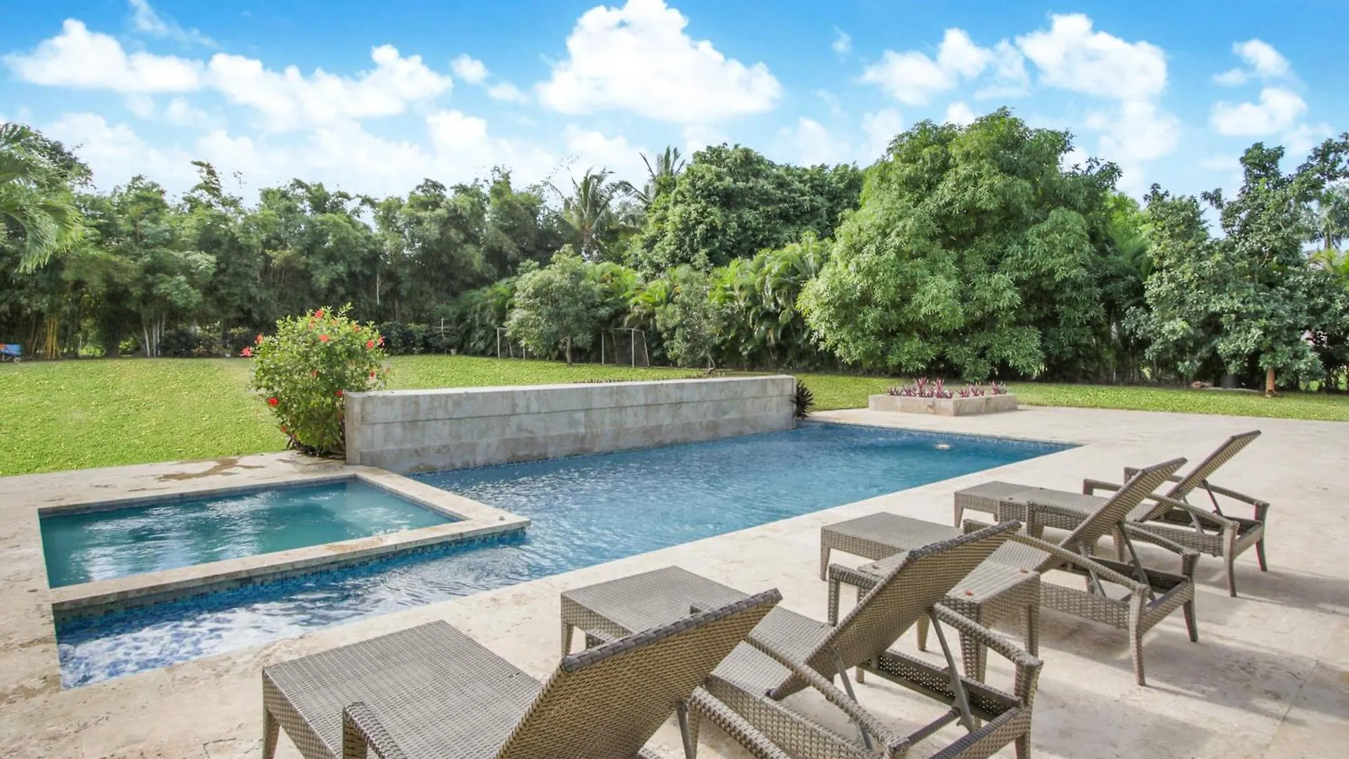 Stunning Villa With Private Pool And Jacuzzi In Casa De Campo لا رومانا