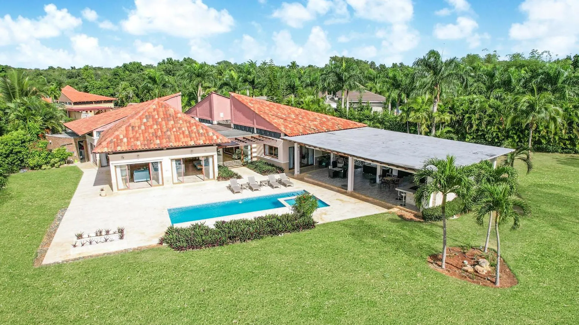 Stunning Villa With Private Pool And Jacuzzi In Casa De Campo لا رومانا